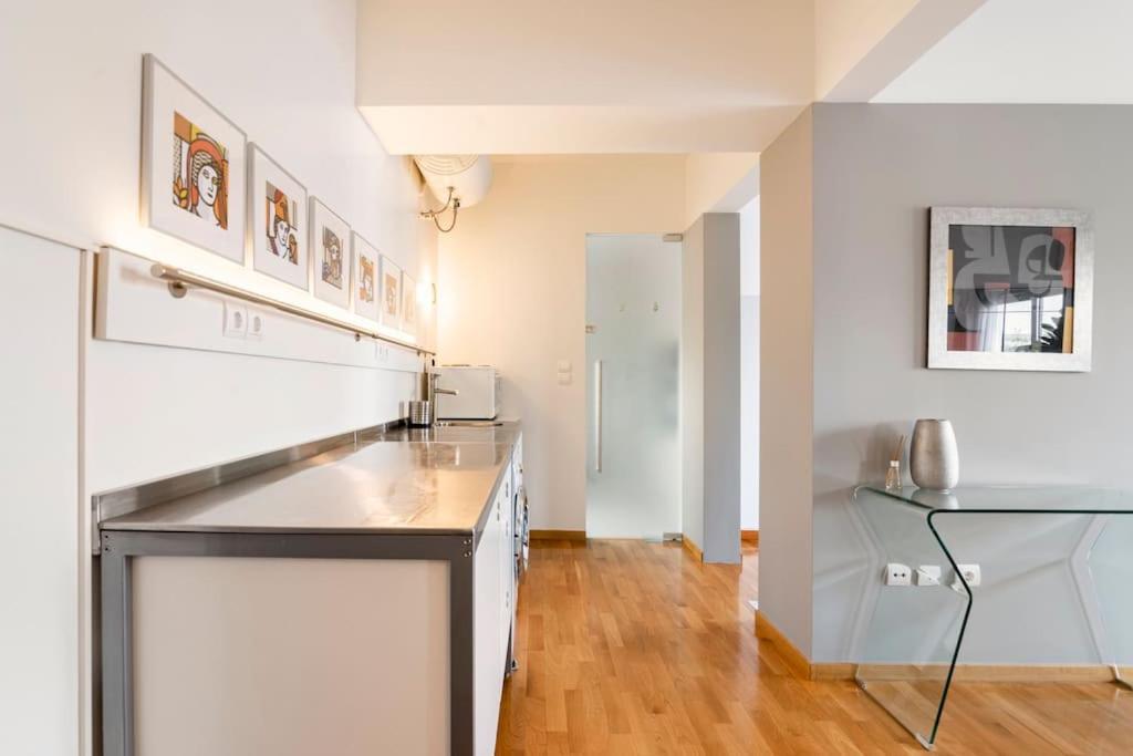Heated Plunge Pool & Firepit Acropolis Penthouse Apartment เอเธนส์ ภายนอก รูปภาพ
